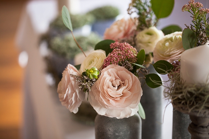 dekoracje-kwiatowe-na-wesele-zdjęcie